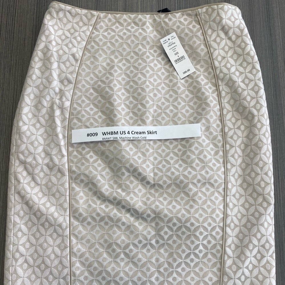 White House Black Market cream pencil skirt